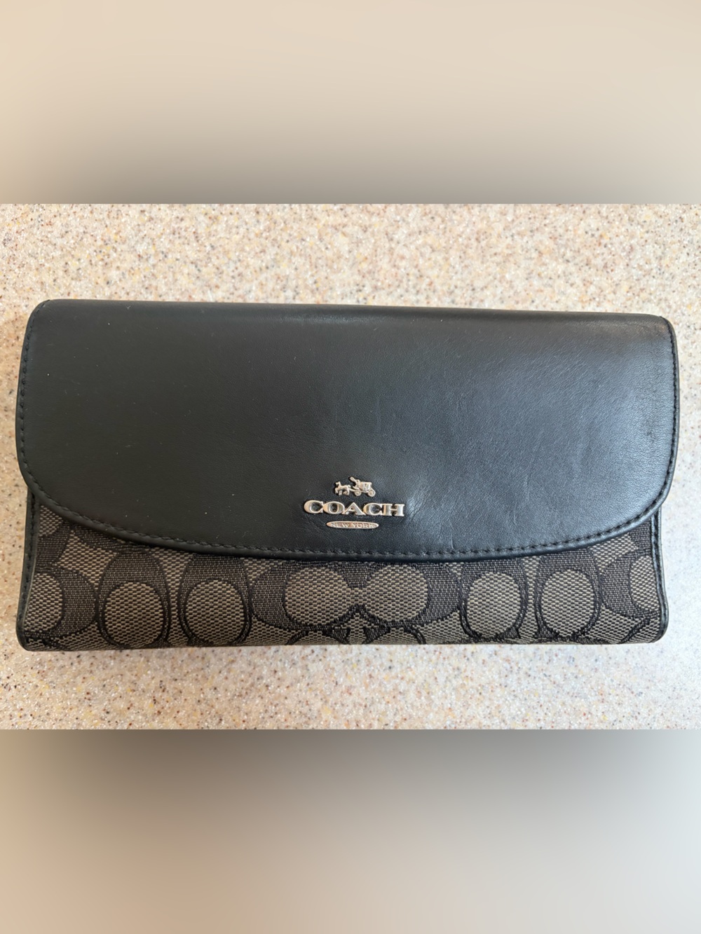 Coach Black and Gray Leather Oblong Wallet